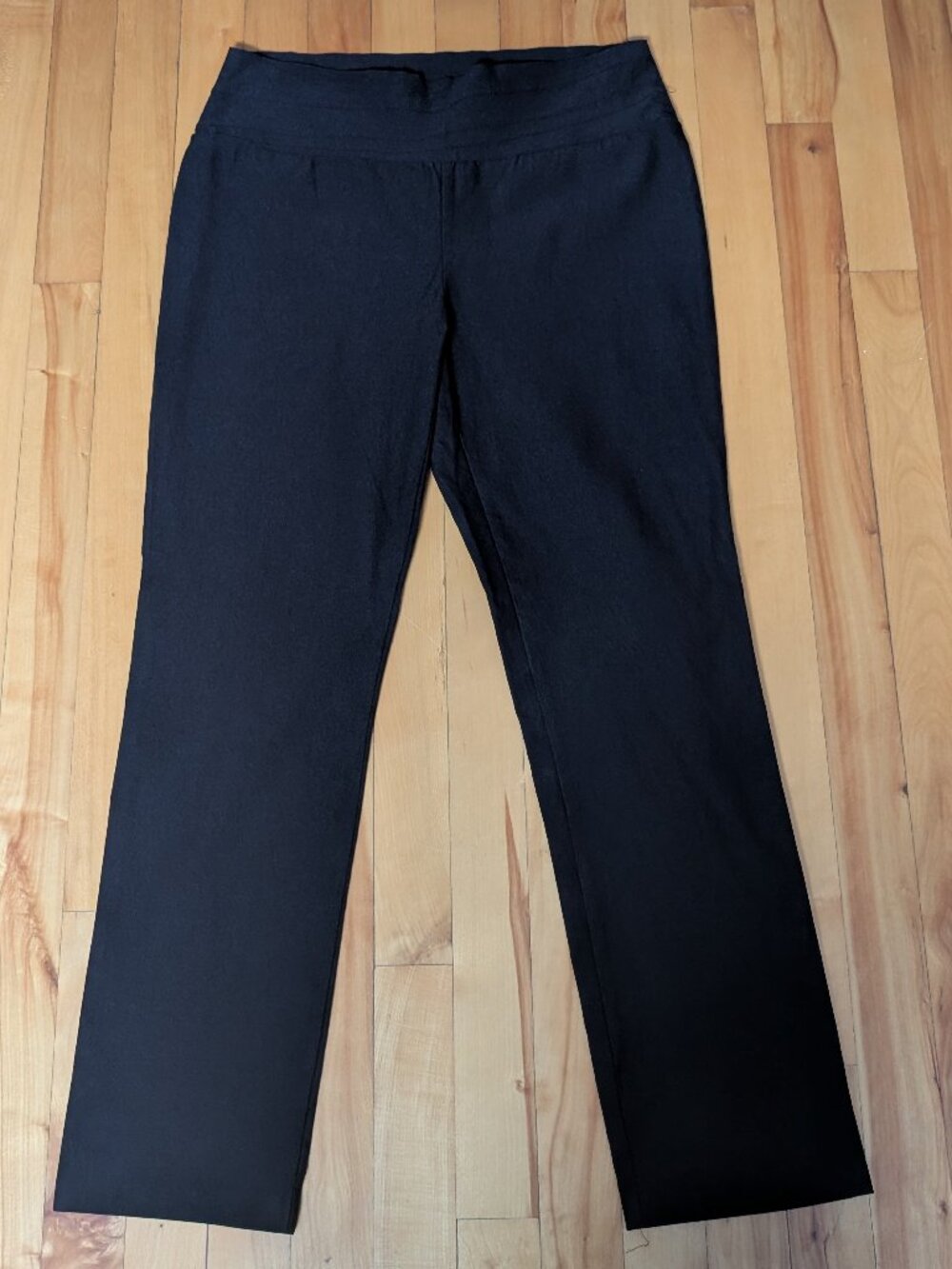 Suzy Shier - Stretchy Straight Leg Black Pants, Size Large